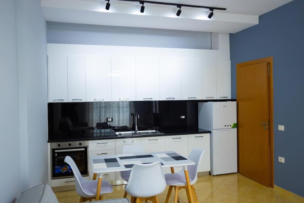 In Kejvi Apartment Vlorë